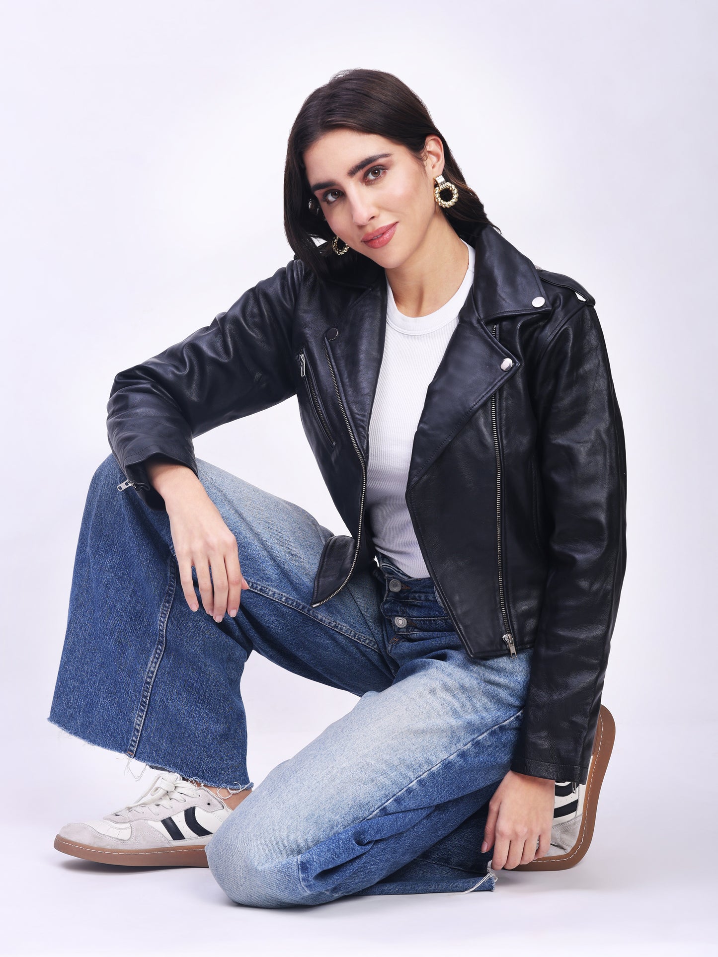 The Midnight Genuine Leather Ensemble of Modern Elegance - Black AU