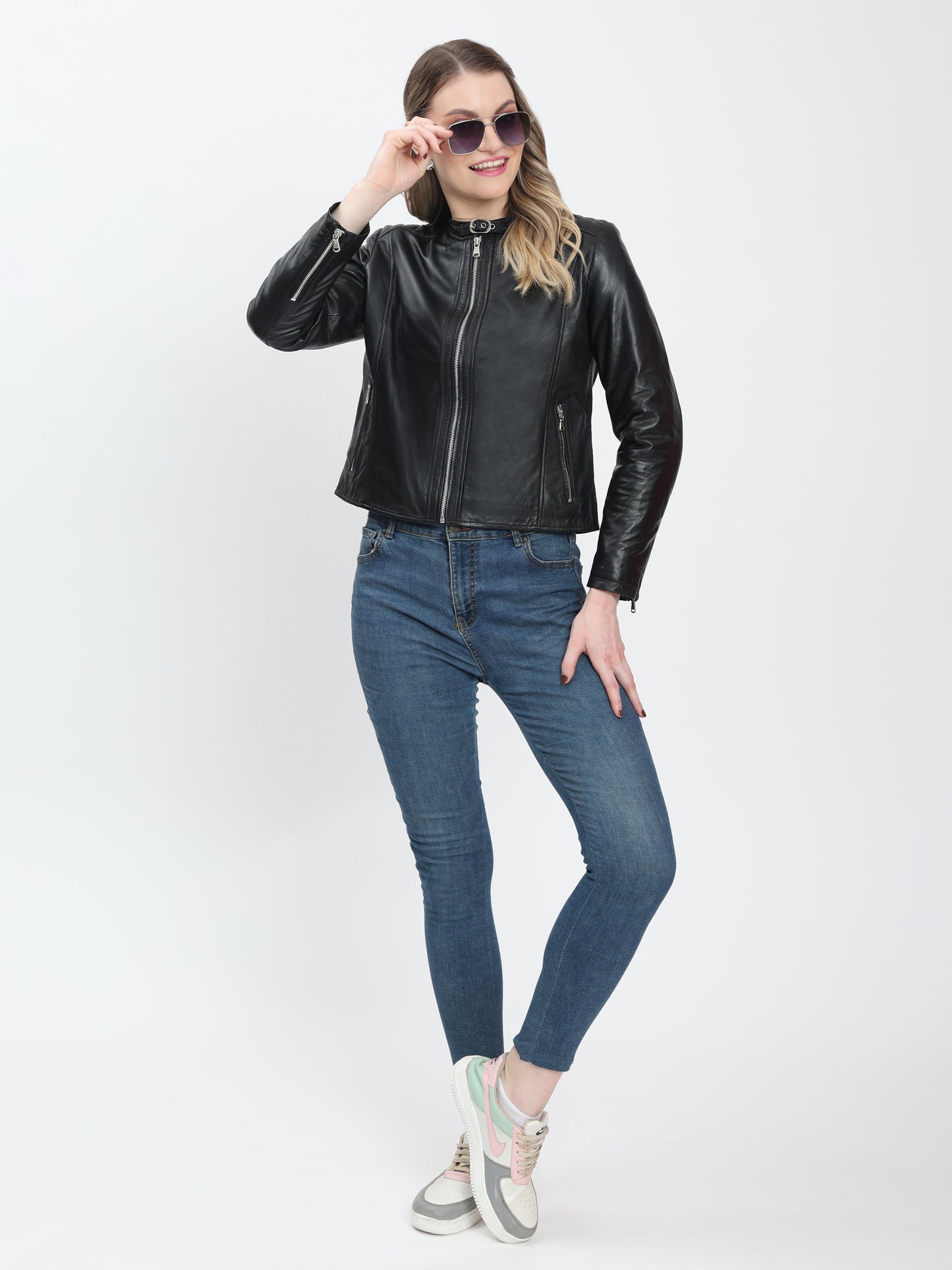 Élan Noir Classic Jacket – Black